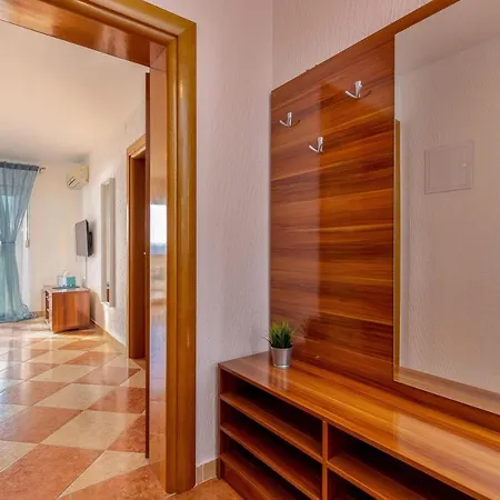 Adriatic sea vila (avm)